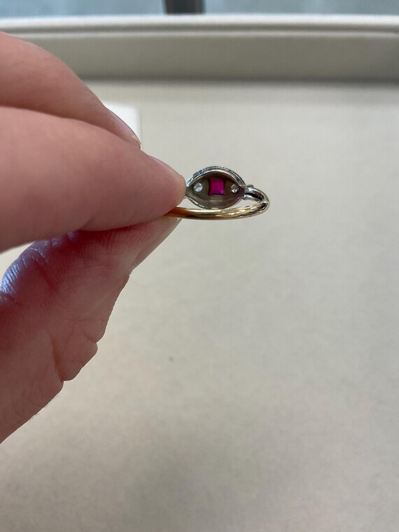 Vintage 14k eye motif 2 tone oval shape ruby ring. - image 6