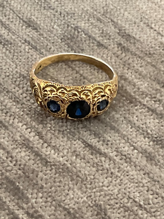 Antique 3 stone sapphire ring circa 1880’s