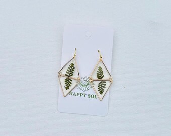 Pendientes de resina elevados, verde dorado