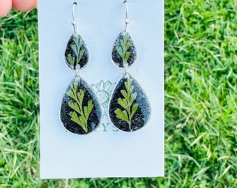 Pendientes de resina elevados, Midnight Vine