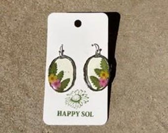 Pendientes de resina, danza floral
