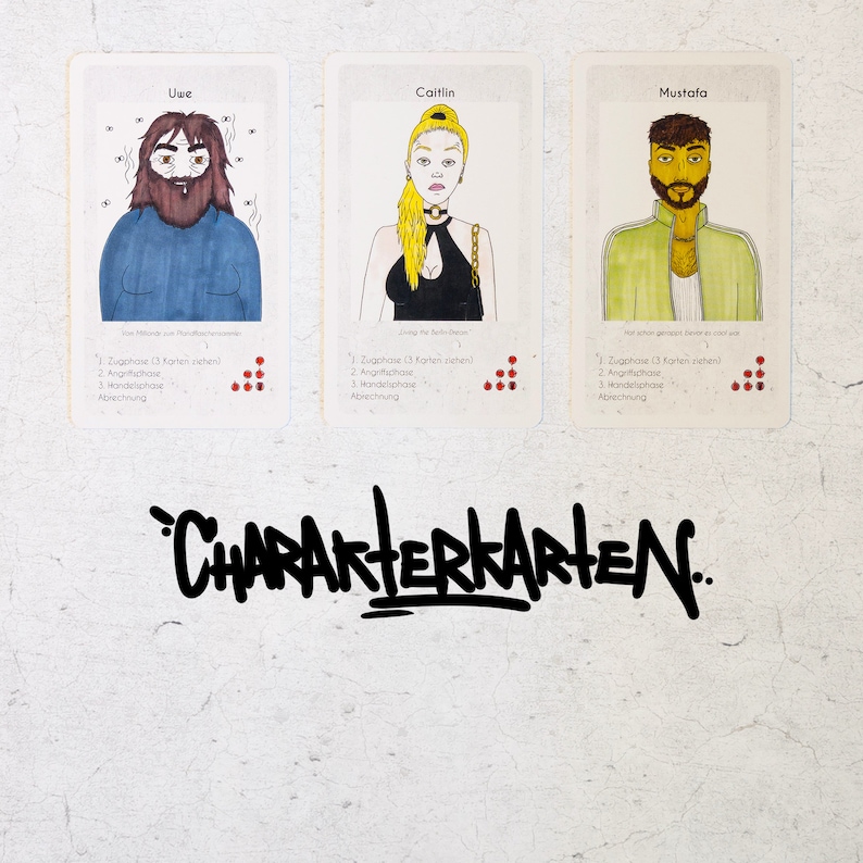 May include: Three character cards with illustrations of people and text in German. The cards are titled "Uwe", "Caitlin", and "Mustafa". Each card has a list of game phases: "Zugphase", "Angriffsphase", "Handelsphase", and "Abrechnung".