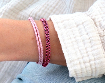 Set aus zwei rosa Kordelarmbändern im Boho-Surf-Look, verstellbare Damenarmbänder, wasserfeste Armbänder, Geschenke für Sie