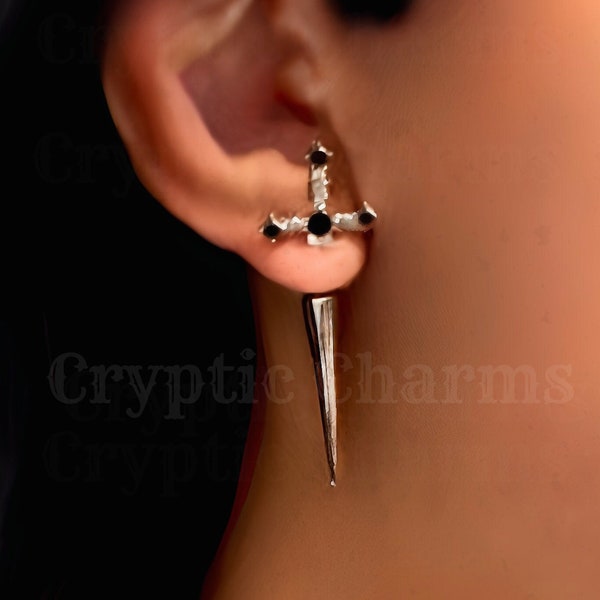 Boucles d'oreilles épée : boucles d'oreilles poignard, cache-oreilles épée devant, boucles d'oreilles emo, boucles d'oreilles avant-gardistes, bijoux esthétiques punk goth, bijoux médiévaux