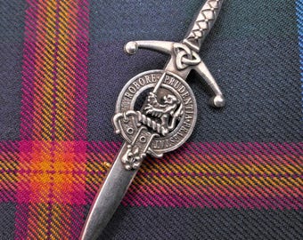 Clan Young Clan Crest Kilt Pin - Made in Scotland - Pewter Brooch Badge