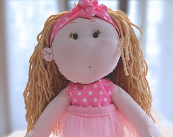 Muñeca de Trapo Personalizada: Compañera de Juego Suave y Encantadora | handmade doll | artist doll | artdoll | organic doll | art and doll