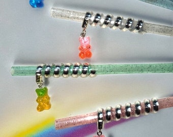 Ziggle Charms: 4pck Rainbow Gummy Bears includes 4 Multicolored Reusable 9" Glitter Straws