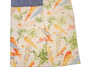 Carrot Print Hanging Oven Towel: Spring Kitchen Decor