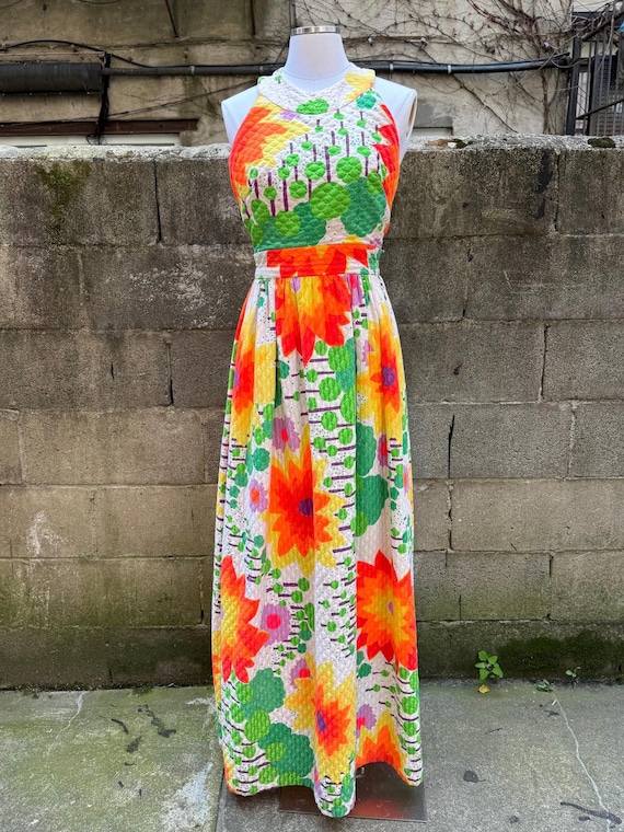 vintage cotton maxi dress Modest Vintage Blooms Cotton Maxi Dress  Women's Fashion L