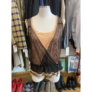 Vintage Y2K Beige och svart Mesh Spetslinnetopp – M