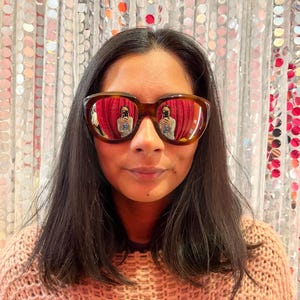 Designer Luxury Brown Tortoiseshell Oversized Women\'s Sunglasses Celine Tortoise 56mm 56-18-140 Oversized Women main image 2