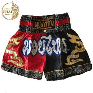 Muay Thai Shorts – Traditional Thai Boxing Design