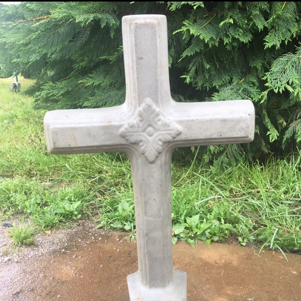 Concrete Cross/ Concrete Garden Cross/ Concrete Lawn Ornament/ Memorial Cross/ Cement Cross/ Cemetary Cross/ Outdoor Lawn Ornament