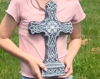 Concrete Cross/ Concrete Garden Cross/ Concrete Lawn Ornament/ Decorative Concrete Cross/ Cemetary Cross/ Outdoor Yard Cement/Outdoor Statue