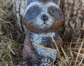 Concrete Raccoon Statue Animal Figurine Painted Realistic Raccoon Unique Indoor Outdoor Decor Gift Trash Panda Wildlife Garden Tier Tray