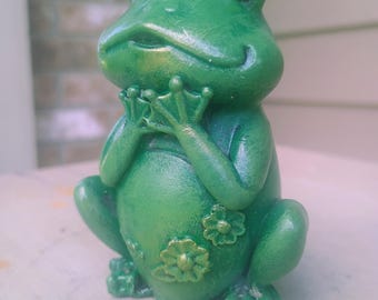 Concrete Frog Statue Patio Garden Pool Frog Sculpture Toad Tabletop Figurines Animal Lover Housewarming Gift Meditating Frog Mother's Day