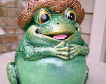 Painted Concrete Frog Statue Cement Happy Smiling Toad w/ Sombrero Tabletop Shelf Patio Pool Frog Animal Lover Gift Garden Frog Figurine