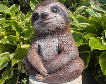 9" Tall Concrete Sloth Statue Hand-painted Garden Statue Cement Stone Gardener's Gift Weatherproof Garden Art Sculpture