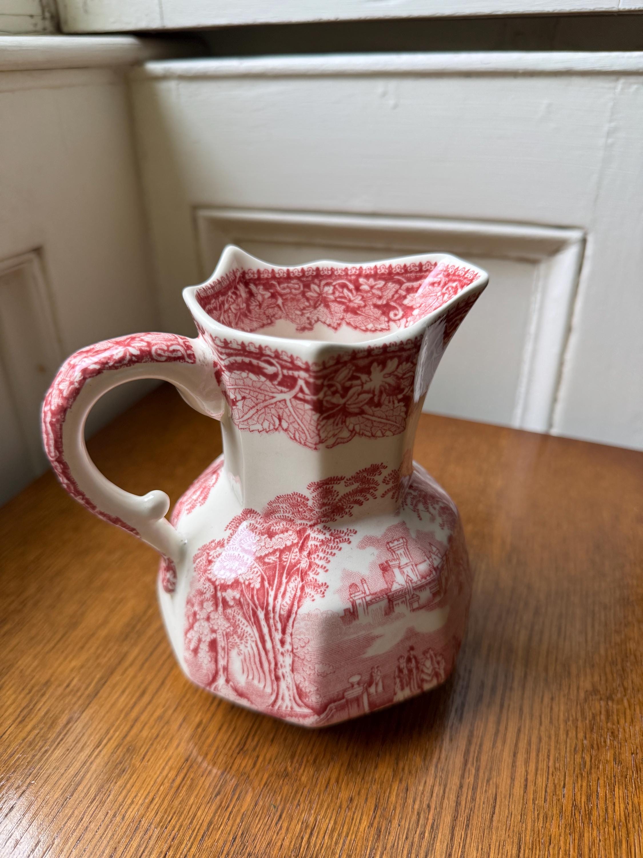 ヴィンテージ メイソンズ ビスタ アイアンストーン ピッチャー：ピンク