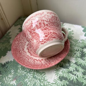 Tazza da tè e piattino in Ironstone rosso vintage Transferware - Prodotto in Inghilterra