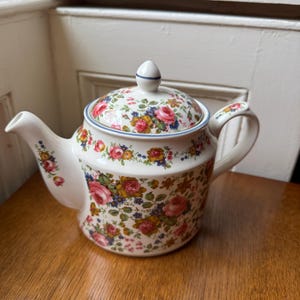Sadler Foral Teapot, Floral Vintage Teapot, Sadler Teapot, Olde Chintz