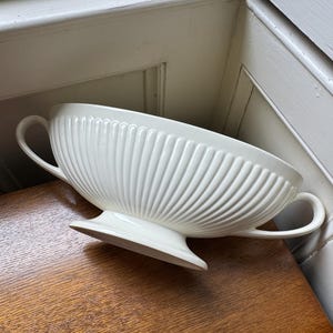 Vintage Wedgwood Moonstone Vase: Etruria & Barlaston Mantle Flower Bowl