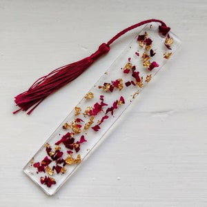 Segnalibro in resina personalizzato fatto a mano con petali di rosa essiccati e lamina d&#39;oro/accessori per libri/segnalibro/scaglie d&#39;oro