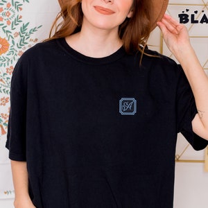 Embroidered Monogram Tshirt, Lower Case Monogram Shirt, Monogrammed Pocket Tee, Bridesmaid Shirts, Teacher Shirt, Embroidered Tshirt