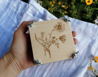 Mothers day gift, Pocket flower press chamomile draw, mini botanical press drying plants and flowers, flower press kit, birthday gift,  mg1