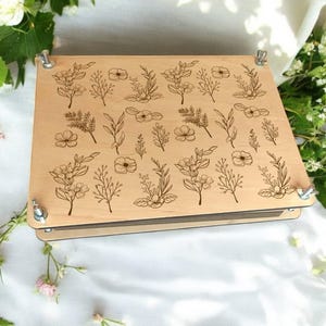 Prensa de flores con grabado de patrón floral, regalo de cumpleaños, kit de prensa botánica para secar plantas y flores, regalo para adultos, regalo para el Día de la Madre, mg2