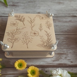 Regalo de cumpleaños, mini prensa botánica para secar plantas y flores, kit de prensa de bolsillo para flores, regalo de jardín, regalo para adultos, mg2 st