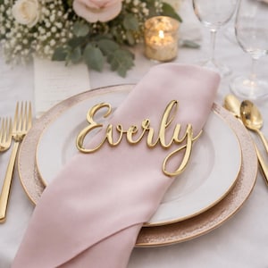 Custom Acrylic Wedding Place Cards: Personalized Party Decor