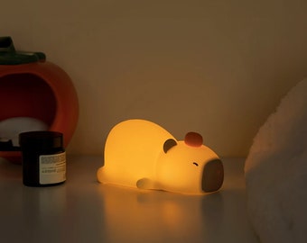 Squishy en silicone avec veilleuse Capybara | Lampe Capybara à intensité variable | Lampe de chevet animal de dessin animé | Lumières uniques et amusantes pour les enfants |