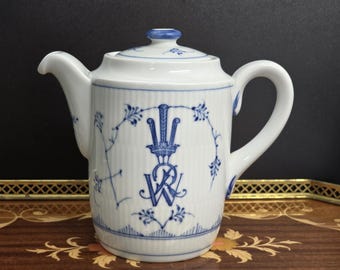 Bing and Grondahl Blue Fluted Plain with Logo Coffee Pot No. 2050