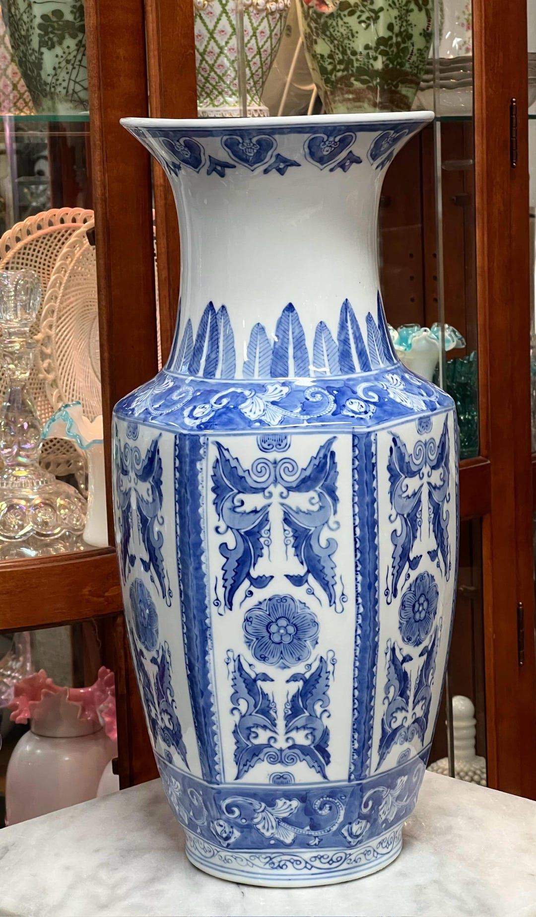 Hexagon Shaped Chrysanthemum Hand-Painted Blue and White Chinoiserie Vase main image 0