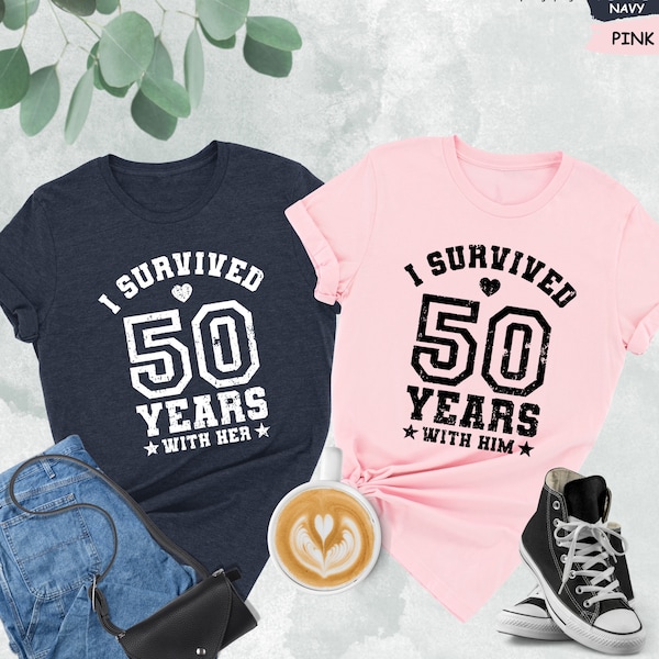 Sono sopravvissuto a 50 anni Camicia,Camicia anniversario personalizzata,Regalo per il 50esimo anniversario,Felpe abbinate divertenti,Camicia anniversario d'oro,Regalo per coppia