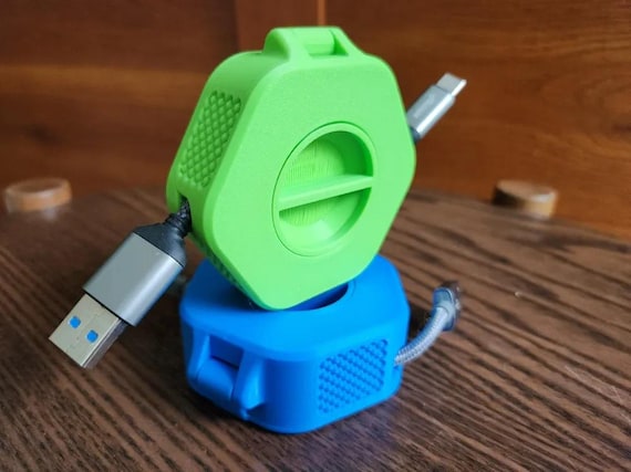 Cable organizer for charging cables, aux cables, etc. | Cable winder | 3D printed | practical storage | various colors and sizes
