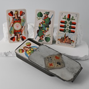 Prensa para cartas de baralho // Caixa de metal com jogo Skat // Cartas de baralho Altenburger // Baralho duplo prussiano // Baralho alemão // década de 1940