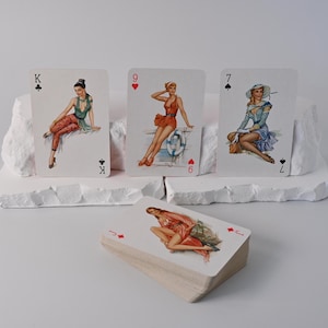 Kartenspiel // Rommé // Bridge // Canasta // Whist  // Pin Up // Baby Dolls // Sweetheart // Altenburger Spielkarten DDR // Ostalgie