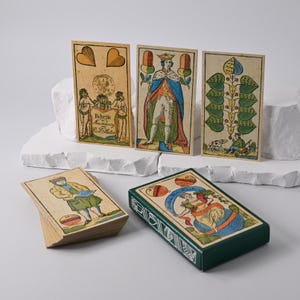 Jeu de cartes // Skat // Cartes allemandes en bois // Coffret // Jeu de cartes allemand // Coffret de cartes à jouer // Édition fac-similé // Réimpression