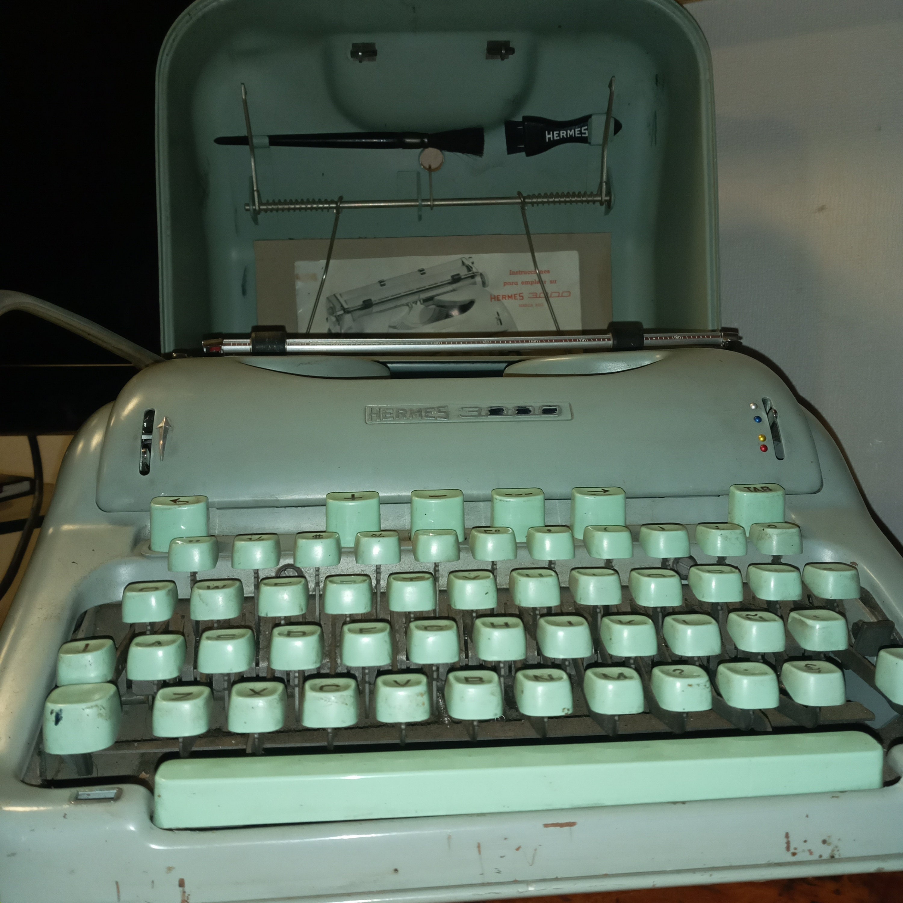 Hermes 3000 typewriter - Etsy 日本 Hermes 3000 typewriter - Etsy 日本