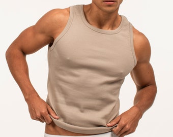 Tank Top aus gerippter Baumwolle in Taupe | Herren Neutral Weste | Jeden Tag ein Must-Have für Herren