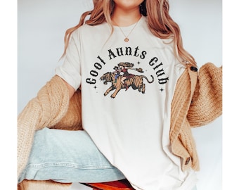 Auntie Shirt Auntie Era Cool Aunt Shirt Future Aunt Gifts Promoted to Aunt Auntie Sweatshirt Somebodys Feral Aunt Shirt Cute But Feral Shirt
