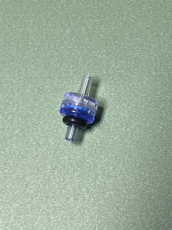 Totalman Cup vacuum check valve