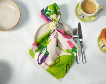 Sweet pea ceramic napkin ring, napkin holder,handmade,hand painted napkin ring, housewarming gift,birthday gift, wedding gift, unique gift