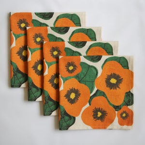 Set of 4 - 42 cm x 42 cm square napkin with large wonky nasturtium design print on off white base colour, 94%cotton/6% linen textured fabric.