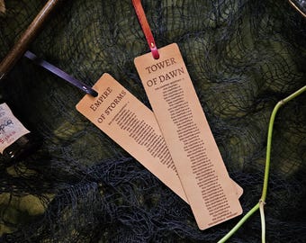 Marcapáginas de cuero grabado en tándem / Regalo Trono de Cristal