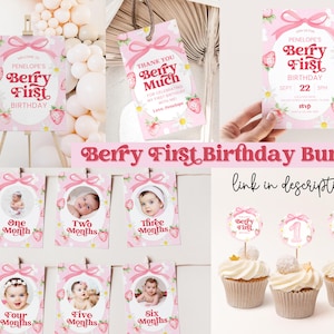 Puede incluir: Un paquete de fiesta de primer cumplea&ntilde;os imprimible rosa y blanco con tem&aacute;tica de bayas. El paquete incluye un cartel de bienvenida, una tarjeta de agradecimiento, una invitaci&oacute;n, tarjetas de hitos mensuales y adornos para cupcakes. El texto de la invitaci&oacute;n dice "Penelope's Berry First Birthday".