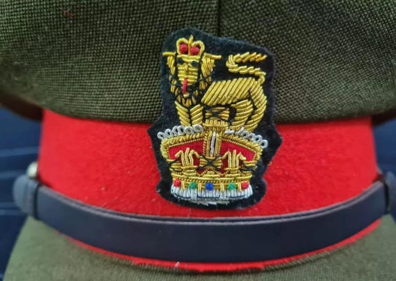 最高級のスーパー GB英軍/イギリス軍＊RM/海軍＊女性将校制帽＊約53．5cm 個人装備