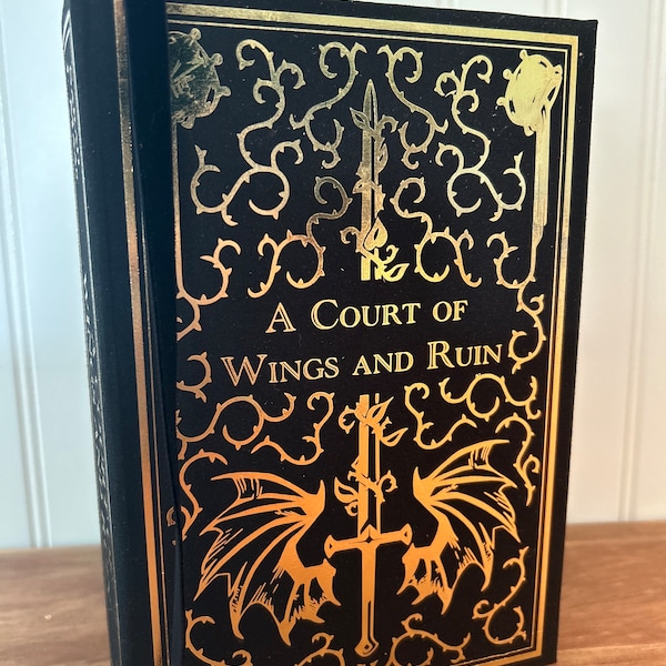 A court of Wings and Ruin (ACOTAR) Rebound book